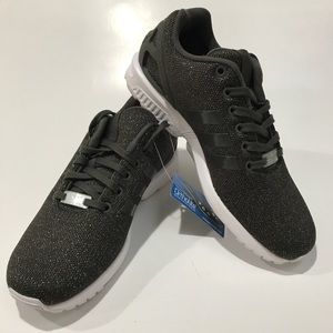 Adidas Original Women’s ZX Flux, running shoes 7.5 Brand new no original box